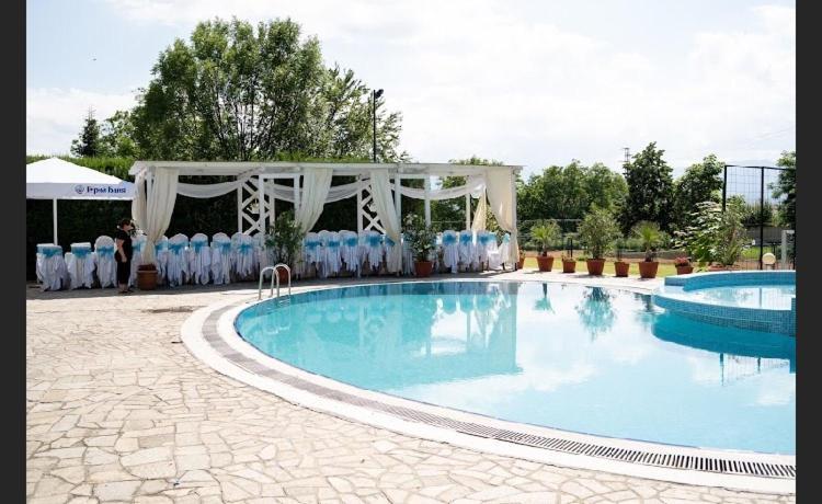 Hotel Shterev Anevo Szopot Kültér fotó